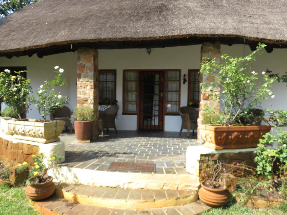 Meerhof Lodge Hartbeespoort Exteriör bild