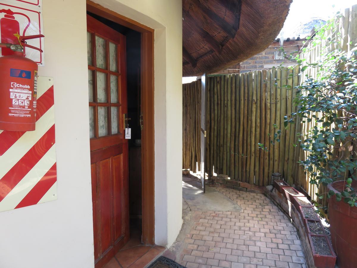 Meerhof Lodge Hartbeespoort Exteriör bild